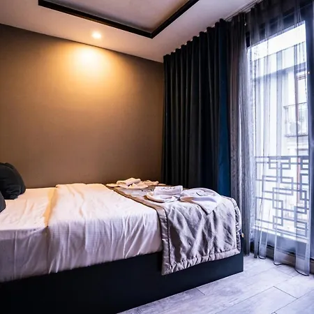 Hotel Remall Suites *