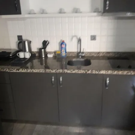 Hotel Remall Suites *