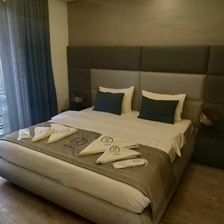 Remall Suites *