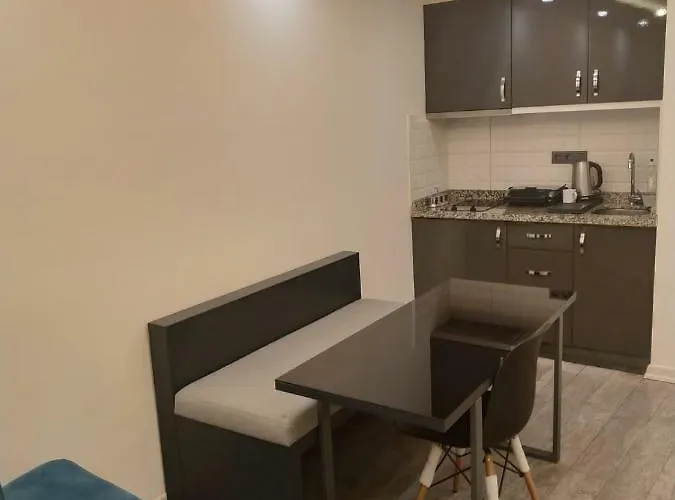 Hotel Remall Suites *